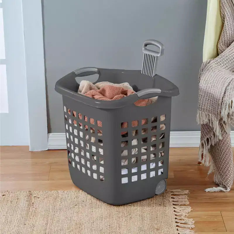 Sterilite Cesto per bucato Ultra con ruote, 60 litri con manici, grigio, confezione da 4