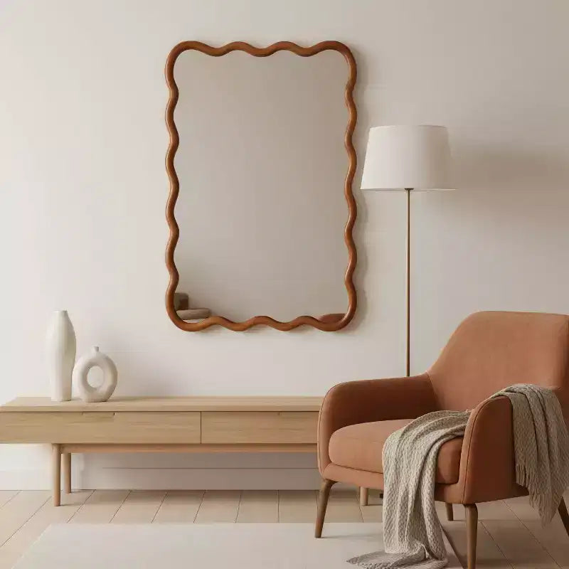 Specchio decorativo da parete con cornice in legno massello rettangolare ondulata color legno naturale da 24 x 36 pollici per la casa