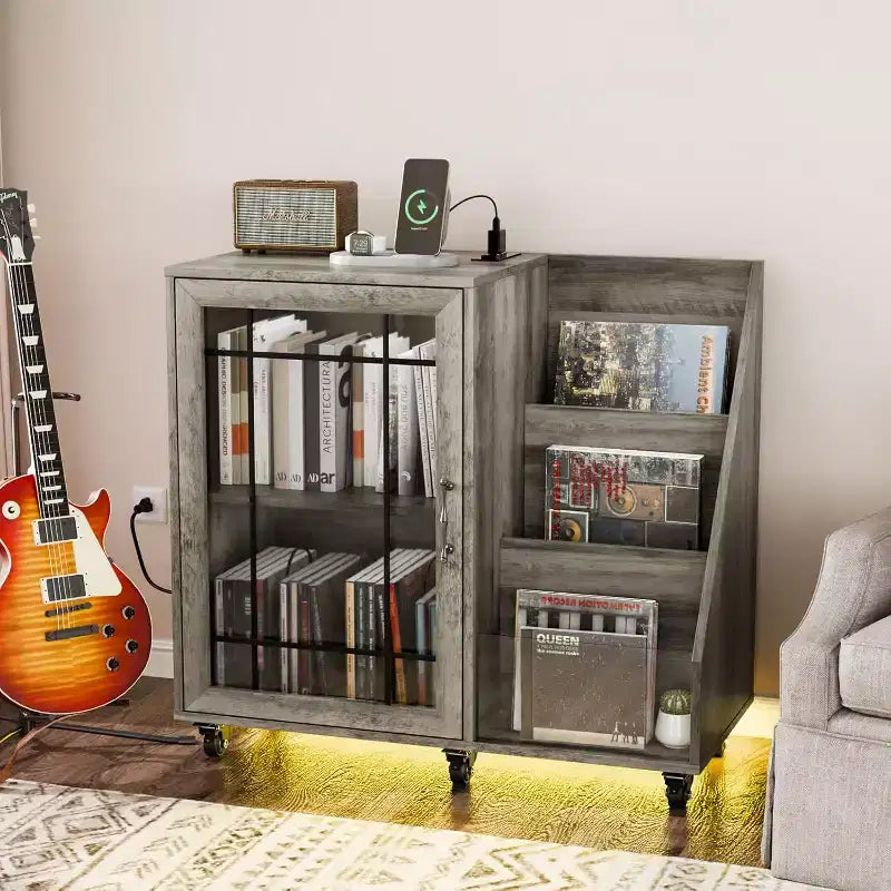 Mobile porta giradischi VINGLI con porta vinili, porta dischi in vinile per un massimo di 350 album, tavolo per giradischi con stazione di ricarica a LED