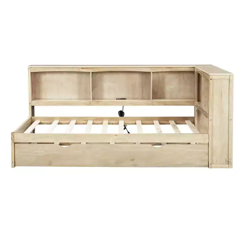 Divano letto singolo in legno con letto estraibile e armadietto, struttura letto a terra con mensole a libreria a L e porte USB per la camera da letto