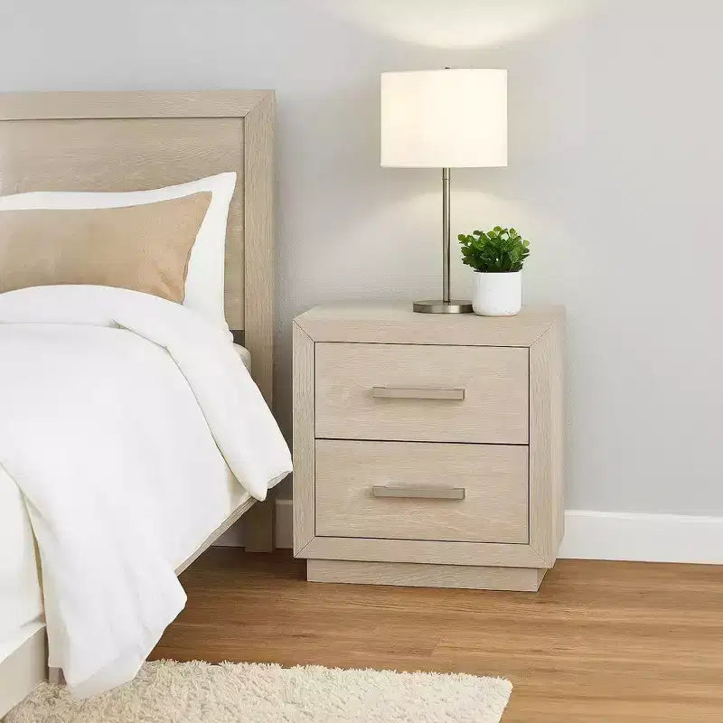 Comodino Royal Hampton, USB e LED, 2 Cassetti Maniglie Cromate, Grigio Chiaro
