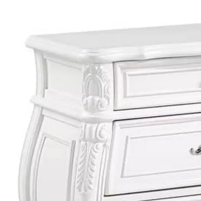 Comodino Royal Hampton, 3 cassetti, legno massello bianco, maniglie in metallo, 79 cm