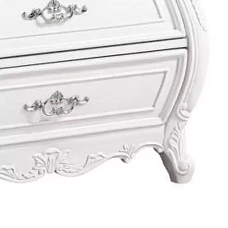 Comodino Royal Hampton, 3 cassetti, legno massello bianco, maniglie in metallo, 79 cm