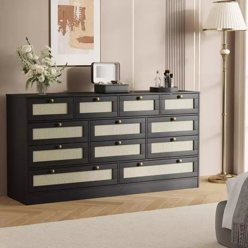 GustoWave Cassettiera in Legno Massello con 12 Cassetti in Rattan, Comò da Fattoria a 61 cassetti per Camera da Letto, Anti-ribaltamento Pesante