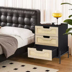 Comodino intrecciato GustoWave con gambe in ferro, comodino decorativo a tre cassetti per camera da letto/salotto