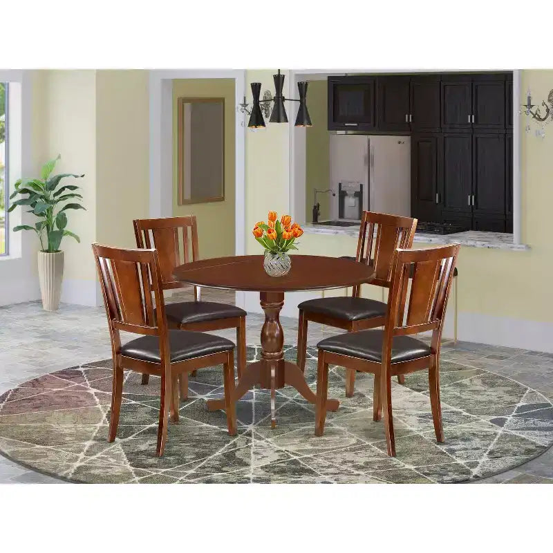 HomeStock Tavolo da Pranzo 5 Pezzi con Piano in Legno Massello Finitura Mogano e 4 Sedie con Schienale a Reticolo e Ribalta