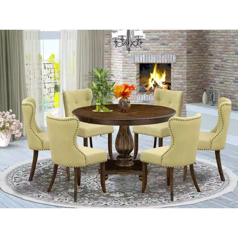 Tavolo da pranzo HomeStock a 7 pezzi con piano in legno massello finitura giacobina invecchiata e 6 sedie Parson