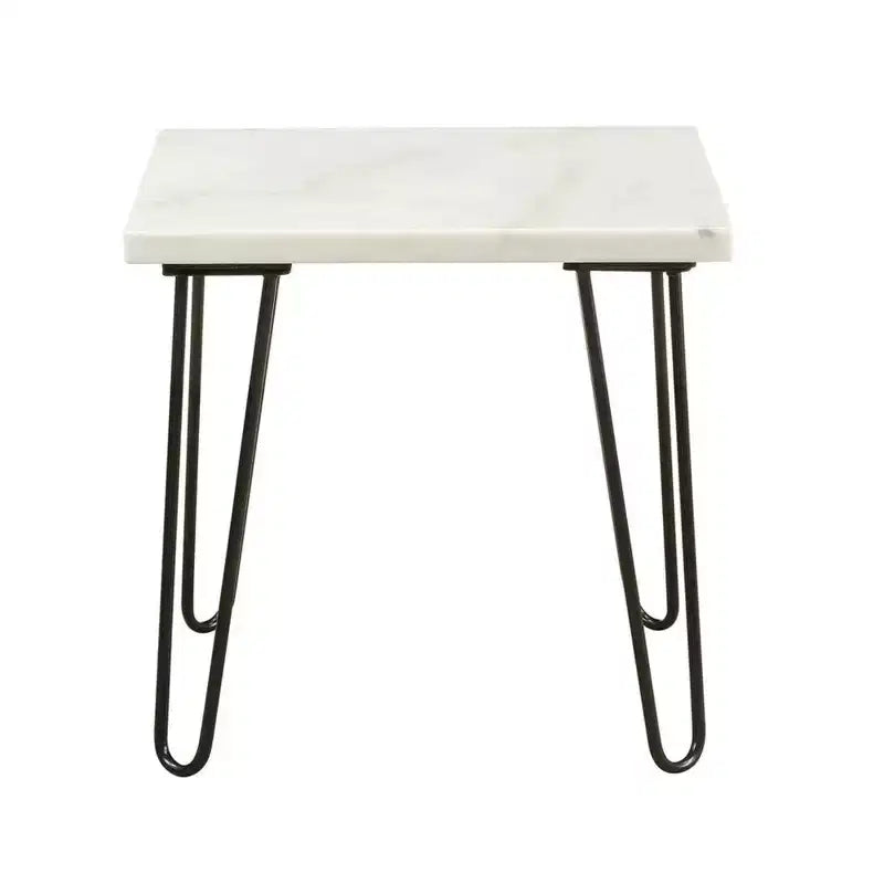 Tavolino Royal Hampton con piano in marmo e gambe angolari in legno intagliate con motivo floreale, colore argento