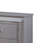 Comodino a 2 cassetti Royal Hampton in legno con dettagli a rilievo in trama, grigio