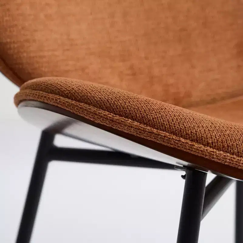TUYOHW Elegante sedia da pranzo Shell, set da 1, sedia laterale in tessuto morbido con robuste gambe in metallo, sedia accentata moderna di metà secolo con schienale con finitura noce