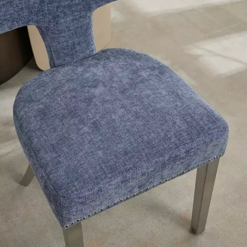 TUYOHW Set di 2 sedie da pranzo per fattoria, sedie laterali moderne di metà secolo in morbido tessuto di lino con gambe in acciaio, finiture con borchie per l'arredamento della casa