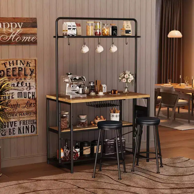Isola da Cucina Industriale da 42 pollici con Presa Elettrica e 2 Sgabelli da Bar, Set da Pranzo da 3 Pezzi con Ripiani, Porta Microonde e 5 Ganci per Coffee Bar