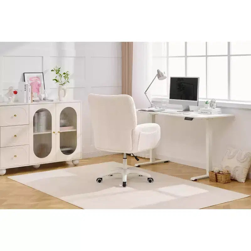 Sedia da ufficio Teddy Swivel, poltrona girevole con altezza regolabile, ruote per studio, camera da letto - ModernLuxe