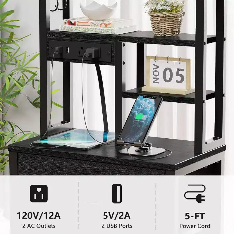 Qwatto Comodino Alto 115 cm con Stazione di Ricarica USB e Luce, Comodino a 3 Cassetti in Tessuto, Scaffale per Camera da Letto e Dormitorio Piccoli, Finitura Nera