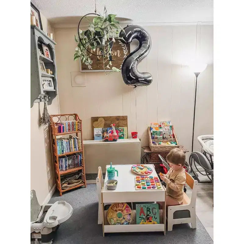 Set Tavolo e Sedie per Bambini, Scrivania per Bambini 4 in 1 con Cassetto Portaoggetti, Piano del Tavolo Staccabile 2 in 1 per Aula, Casa, Sala Giochi (Bianco)