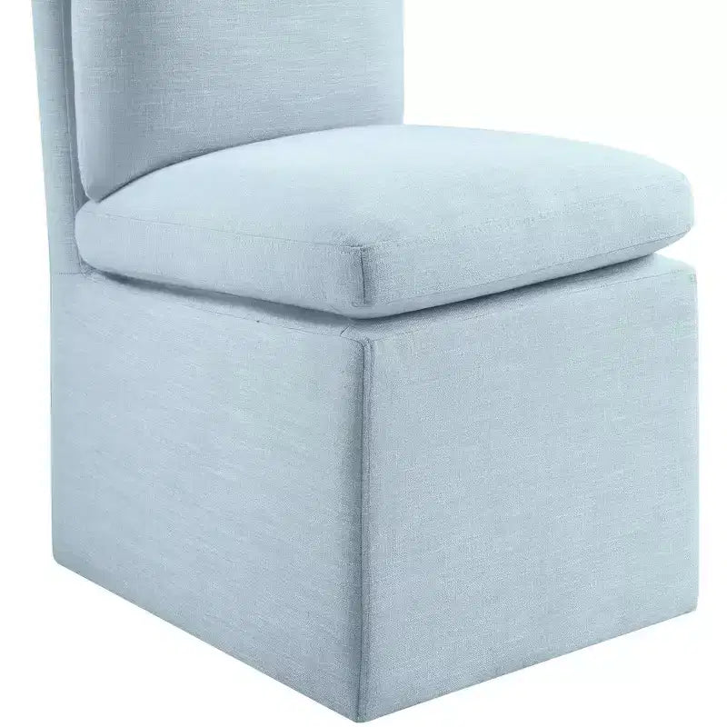 Meridian Furniture Nelori Sedia da pranzo in tessuto testurizzato ad alte prestazioni, set da 2