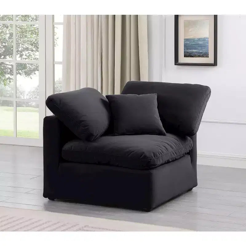 Meridian Furniture Poltrona angolare in velluto Indulge