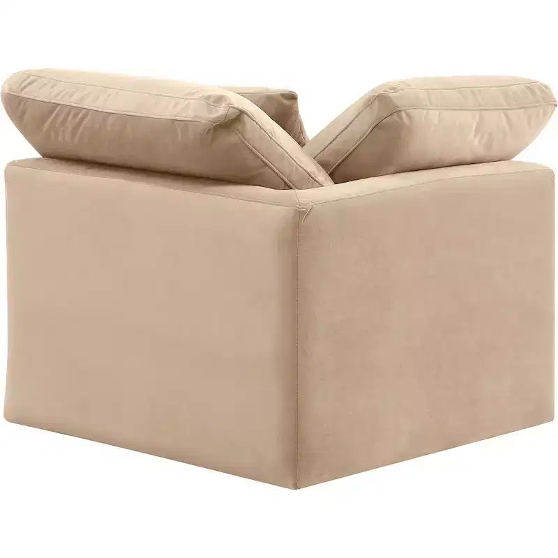 Meridian Furniture Poltrona angolare in velluto Indulge
