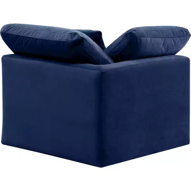 Meridian Furniture Poltrona angolare in velluto Indulge