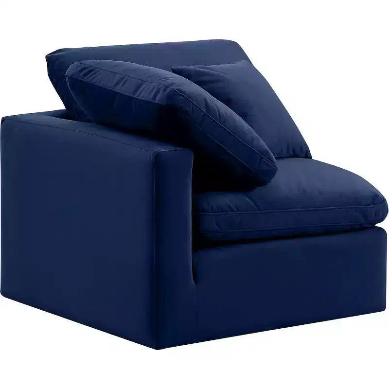 Meridian Furniture Poltrona angolare in velluto Indulge