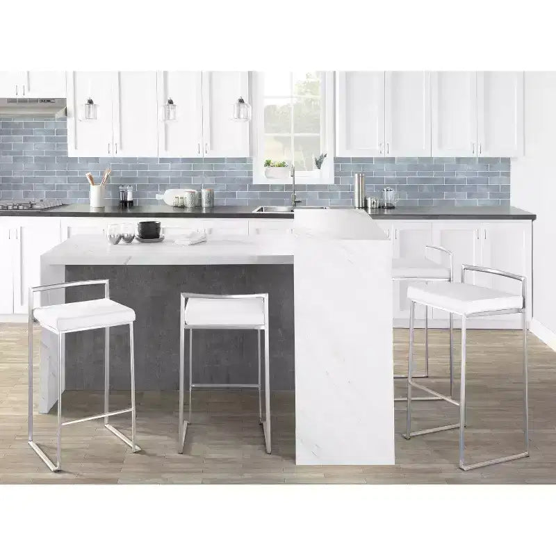 LumiSource Set di 3 Sgabelli da Bancone Fuji Stacker, Altezza Bancone, Acciaio Inox/Bianco