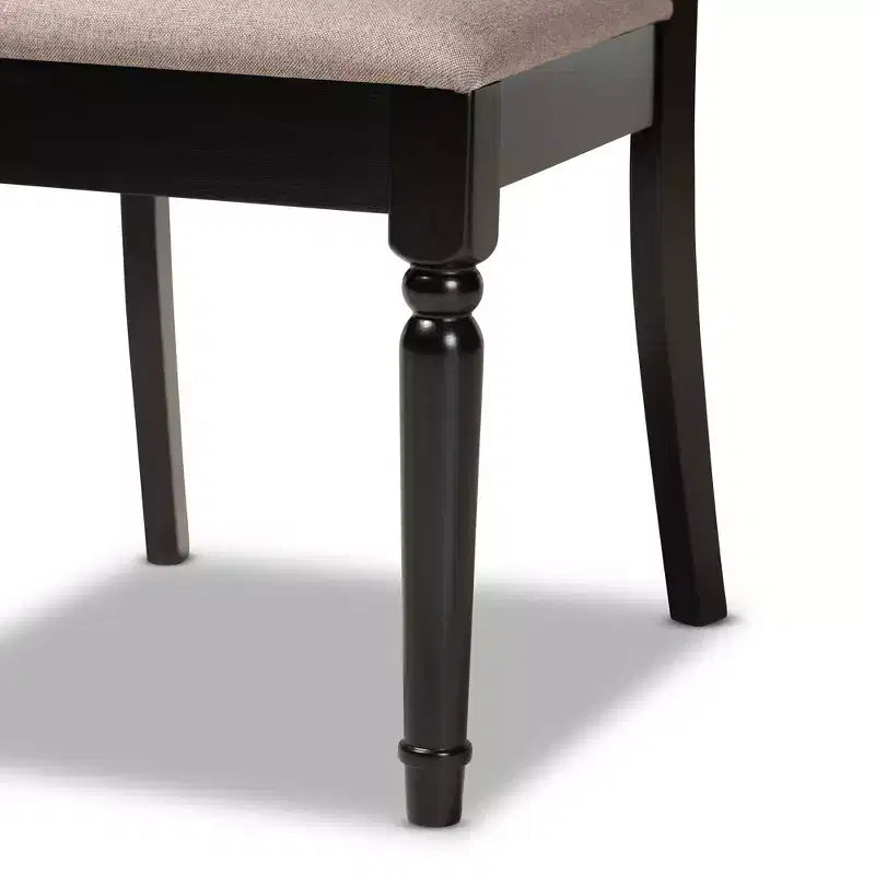 Set di 2 sedie da pranzo Lucie in tessuto e legno, sabbia/marrone scuro - Baxton Studio
