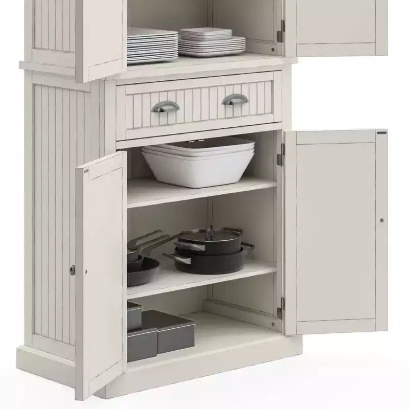 Nantucket Pantry Bianco Sporco - Homestyles: Mobile da cucina costiero nautico, Struttura in legno massello, Ripiani regolabili, Altezza 72"