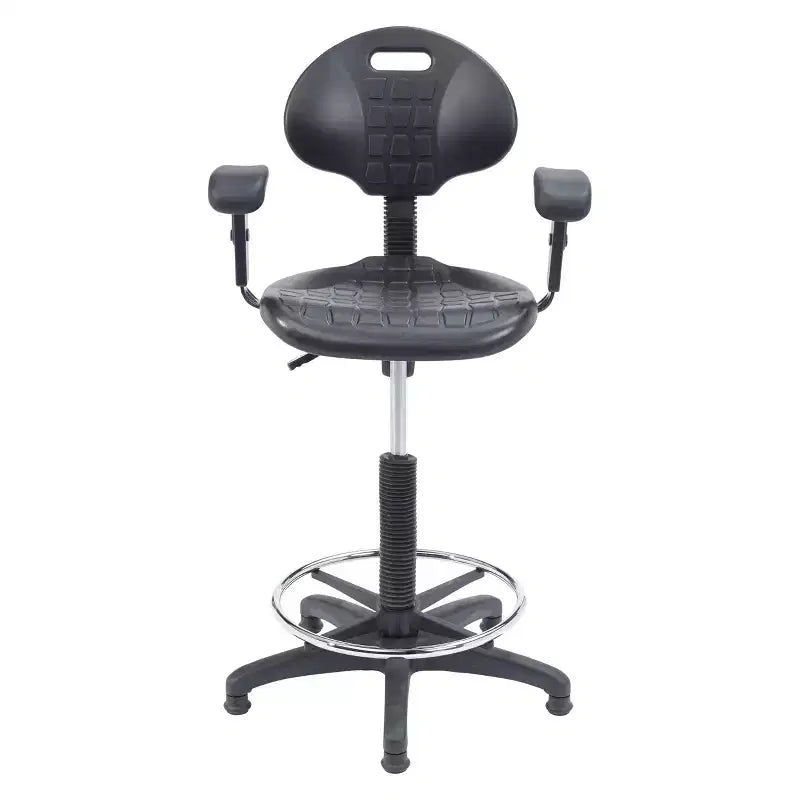 Sedia da ufficio operativa Hampden Furnishings in poliuretano con braccioli e altezza regolabile da 56 a 81 cm, nera
