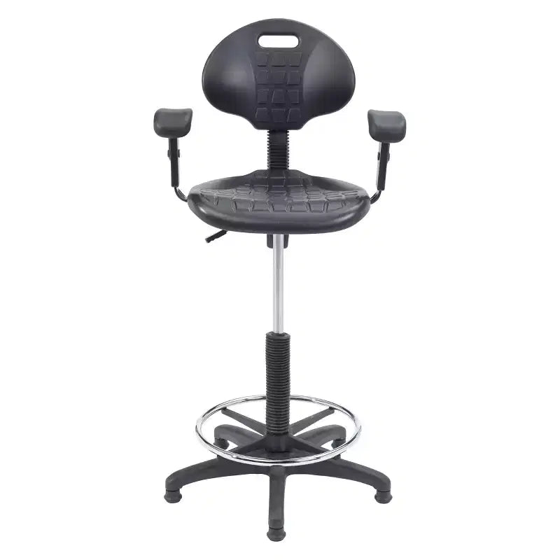 Sedia da ufficio operativa Hampden Furnishings in poliuretano con braccioli e altezza regolabile da 56 a 81 cm, nera