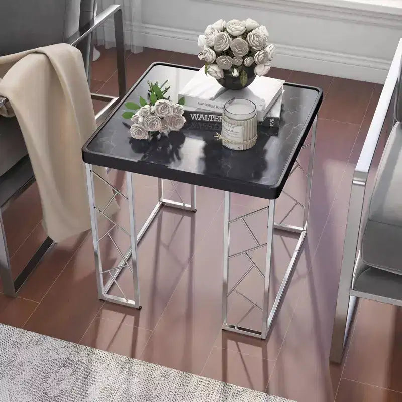 Sbragia Tavolino in finto marmo con gambe geometriche in metallo - HOMES: Inside + Out: Struttura quadrata cromata