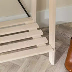 68" Appendiabiti da Ingresso Angolare con Schienale a X in Legno Massello Bianco - Saracina Home: Struttura in Pino, Ganci in Metallo, Ripiano a Doghe