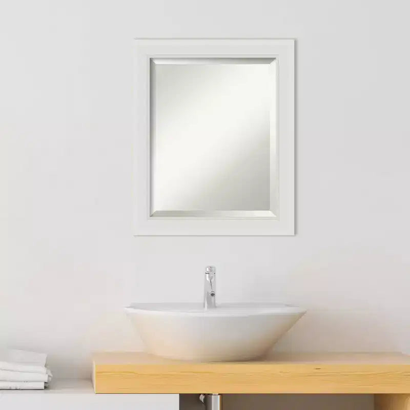Specchio da Parete per Bagno con Cornice Flair Bianco Morbido - Amanti Art
