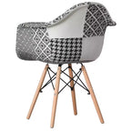 Poltrona Fabulaxe in Stile Mid-Century Moderno con Rivestimento in Tessuto e Gambe in Legno di Faggio