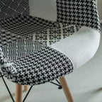 Poltrona Fabulaxe in Stile Mid-Century Moderno con Rivestimento in Tessuto e Gambe in Legno di Faggio