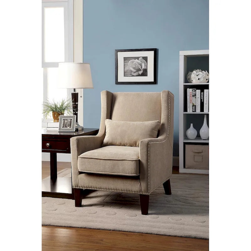 Poltrona moderna con schienale alto, rivestimento in flanella, borchie decorative e gambe color espresso – Grigia o Avorio