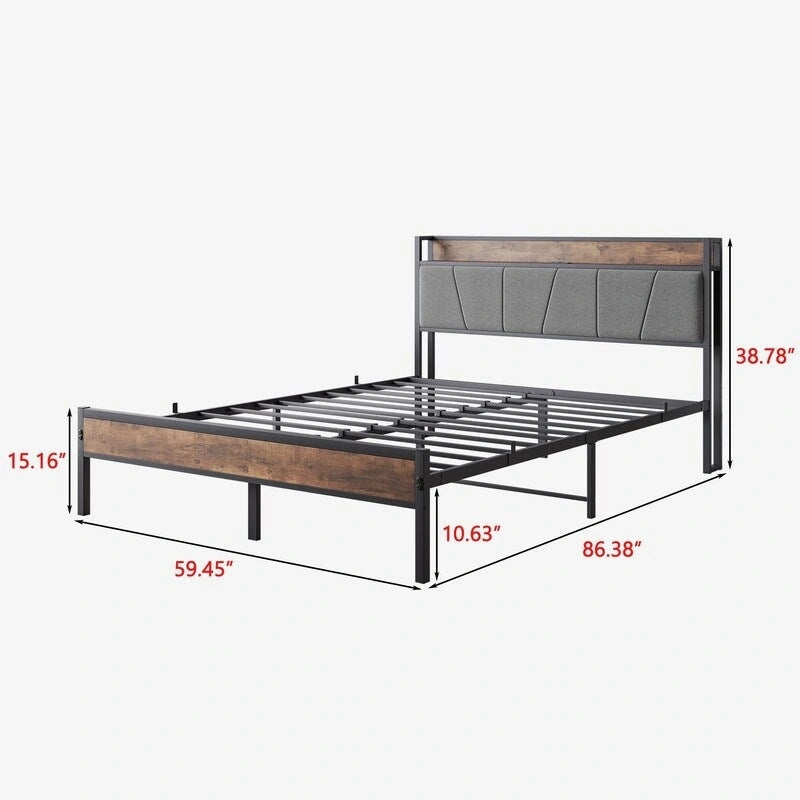 Letto a piattaforma in metallo e legno con testiera in lino contenitore e stazione di ricarica