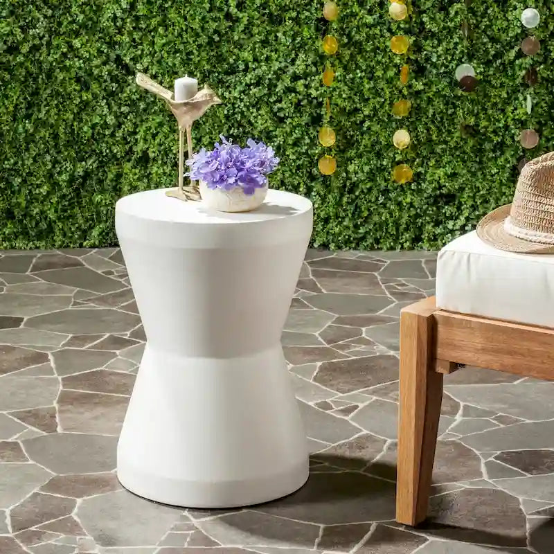 Tavolino d'appoggio in cemento per interni ed esterni – 30x30x43 cm, design moderno curvo
