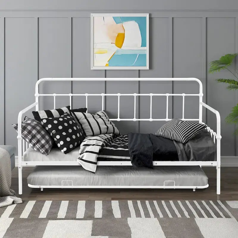 Divano letto con struttura in metallo e letto estraibile