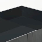 Scarpiere moderne in legno con ante e ripiani regolabili